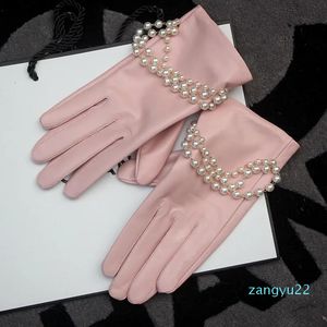 Vijf Vingers Handschoenen Dames Handschoen Echt Leer Parel Decoratie Kort Dun Warm Houden Plus Fluweel Dames Elegant Zwart Roze