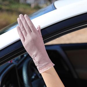 Cinq doigts gants femmes sexy dentelle crème solaire conduite papillon broderie lèvres motif écran tactile anti-dérapant respirant gants de cyclisme1