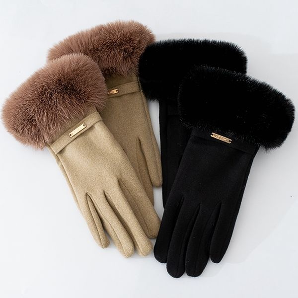 Cinq doigts gants femmes gants d'hiver mode étiquette en métal écran tactile mitaines douces dame femme conduite en plein air double gants de fourrure chaude 230210