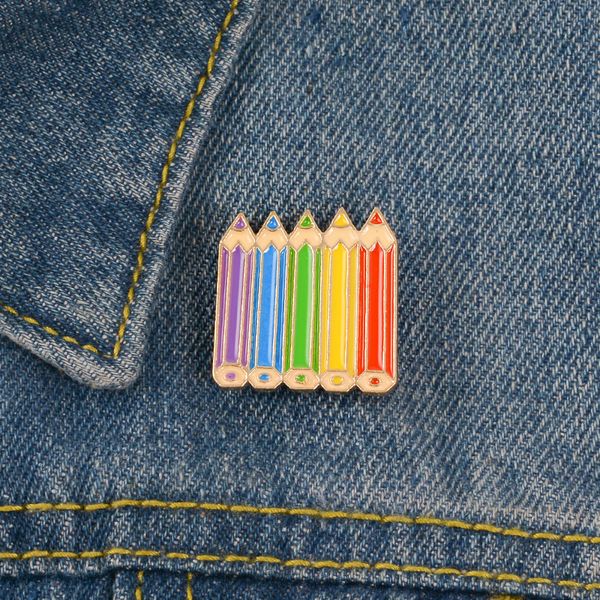 Épingle à revers en émail avec cinq crayons, broche d'écriture colorée pour dessin, Badge d'artiste, bijoux Express, vous voulez montrer du talent