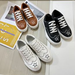 Étoile à cinq branches Chaussures Casual Bas Plat Ouvert Baskets Plate-forme Hommes Femmes Cuir Noir Blanc Chaussure Chaussures de créateur respirant Vintage Sports Mocassins Baskets de mode