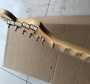 Flame Maple Neck Yngwie Malmsteen Cream Strat Electric Guitar 21 Frets geschoeide Big Headstock Gold Brass Nut8414460