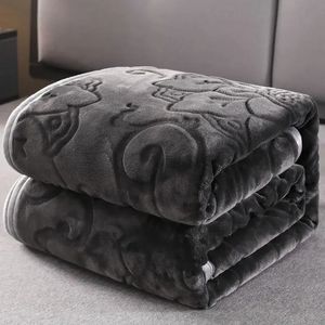 Flanellen deken Winter Warm bed Sofa Cover Soft Coral Fleece Throw Flower beddengoed Bill -Bread -laken 240326