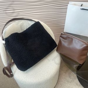 sac en fourrelle en flanelle concepteur en velours sacs fourre-tout avec petit portefeuille luxurys sacs à main