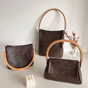 Flap Underarm bolsos de diseño serie de bucles pequeños bolsos Bella bandolera Bolsos vintage de moda de cuero de gran capacidad Monedero antiguo medio r4h0 #
