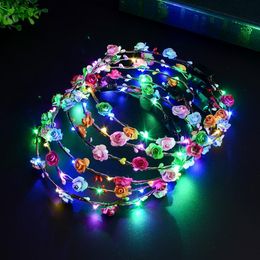 Parpadeante LED Hairbands cuerdas Glow Flower Crown Headbands Light Party Rave Floral Hair Garland Luminous Wreath Hair
