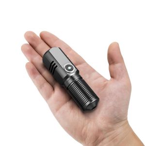 Zaklampen fakkels 10000 lumen mini krachtige LED-zaklamp XHP50 ingebouwd in batterij 3 modi Type-c USB oplaadbare flitslicht EDC Torch Lamp-zaklampen