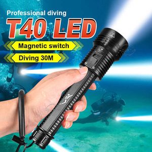 Lampes de poche Torches 1000000lumens lampe de poche de plongée T40 lanterne sous-marine torche de plongée Rechargeable lumière de plongée professionnelle Underwater FlashLight 0109