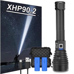 Zaklampen Zaklampen 400000lm Meest krachtige XHP90 2 Led-zaklamp USB XHP70 XHP50 Oplaadbare tactische flitslichten 18650 of 26650 Han1760