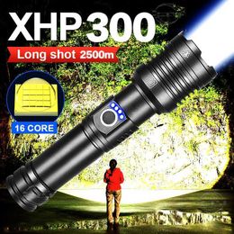 Flashlights Torches High Power LED -zaklamp 50000000lumen Oplaadbare fakkellicht Krachtige zaklamp Zoom Waterdichte flitslicht camping Lantaarn 0109