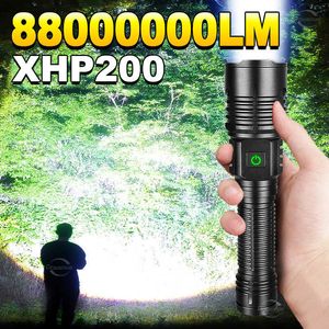 Linternas Antorchas Super brillante 88000000 lúmenes Linterna LED Antorcha recargable Luz XHP200 Autodefensa Linterna Banco de energía Lámpara de pescado para acampar 0109