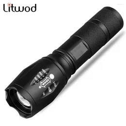 Zaklampen Zaklampen V6 L2 T6 Led-zaklamp Aluminium zaklamp Zoombare lantaarn Waterdicht Wit Geel Licht Gebruik 18650 of AAA-batterij voor