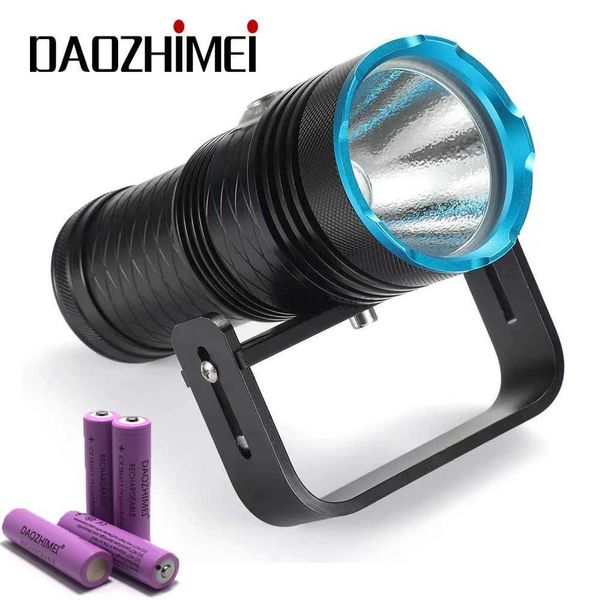 Lampes de poche XHP70.2 nouvelle lampe de poche de plongée puissante étanche à 100 M de profondeur LED très brillante torche tactique sous-marine de plongée professionnelle 240122