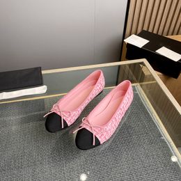 Platte klassieke balletschoenen Tweed in sterstijl met grille-stiksels Modieus comfortabel ontwerpplatform voor enkele schoenen Designer Factory Shoebox