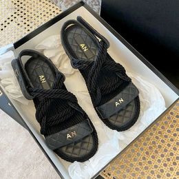 Diseñador de sándalo de tacón de lujo zapatos de cuerda ajustables para mujer Sliders de moda de la mula tobogán de verano
