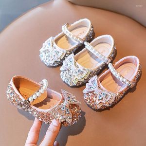 Chaussures plates 2023 filles strass princesse Bling mariage pour perles Mary Janes paillettes danse bébé enfants appartements enfant