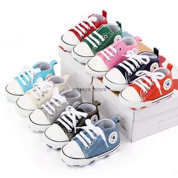 Platte schoenen baby klassieke canvas schoenen voor lente- en herfst peuter voorschoenen schoenen zacht katoenen zool anti-slip eerste stap schoenen 2023 newl2312099