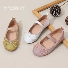 Chaussures plates Chaussures de ballet étincelantes pour enfants Classic Round Toe Bow Band élastique Ballet Interporteur Girls Luxury Stage Party Gold bagages Q240523