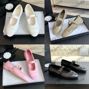 Flats Ballet Woman Designer Robe classique Toes rond Chaussures Slip à la peau d'agneau Landes Coton Silk Broided Sandal Metal Metal Réglage Boucle Original Qualité