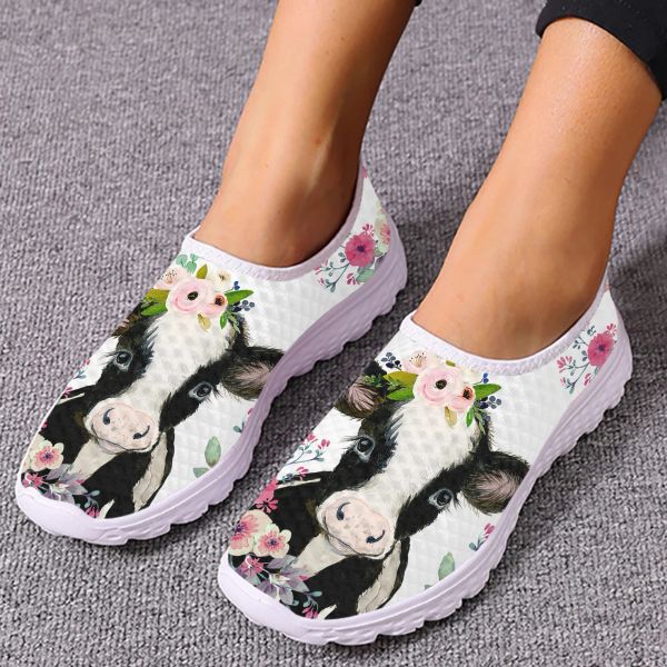 Flats Instantarts Cow Slip on Shoes For Women Hibiscus Cow Imprimé molages décontractés respirants Chaussures de marche d'été blanc