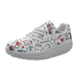 Appartements nouveaux hôpitaux de mode médecin infirmière de chaussures de chaussures de chaussures médicales Cartoon Print Lace Up Sneakers Femme Zapatillas de Mujer