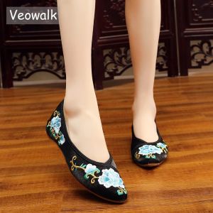 Flats Veowalk Blue Peonies broderie Femmes Coton Fabric Ballet Flats Dames Point Toe Slip on Low Top Chaussures de style chinois