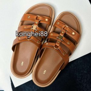 Flip flops schoenen tippi schuifregelaars sandaal zomers lederen ontwerper luxe schoenglaasje dames gladiator mannen sandaal strand platte triomphs slipper muilezel zonnig sexy zwembad