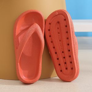 tongs pantoufles avec pieds antidérapants en plein air été à semelles souples salle de bain couple portant des sandales à l'extérieur sandales décontractées à semelles épaisses orange rouge