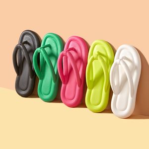 Flip-flops draagt vrouwen platte zomermode snoepjes gekleurde hoekslippers in stock2024 701 75535