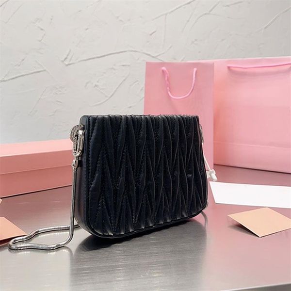 Flip Mini bolso Bolso de hombro de cuero de piel de cordero suave Cadena de plata desmontable Bolsas cruzadas Cierre Messneger Bolsas Cartera arrugada Gi254h