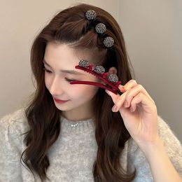 Pince à cheveux latérale floquée, artefact de cheveux tressés pour femmes, frange latérale et pince à cheveux cassée, nouvel accessoire de cheveux en diamant plein d'amour