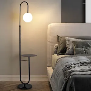 Lámparas de pie Apartamento Dormitorio Comedor Estilo Simple Nordic El Living Lámpara E27 Pantalla de Vidrio de Metal