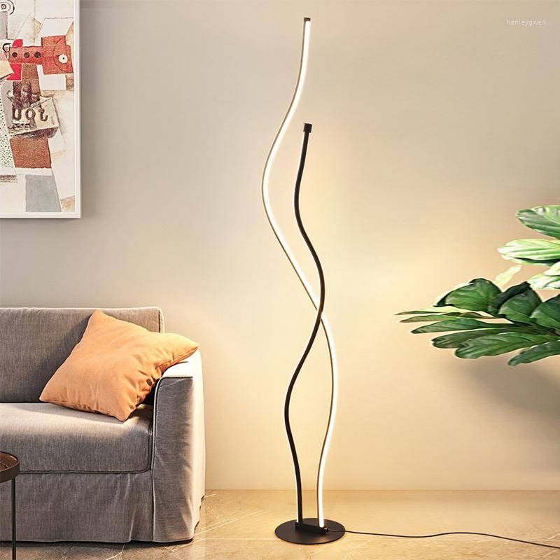 Lampy podłogowe Czarne drzewo lampy LED do salonu sypialnia do dekoracji wewnętrznej Lekkie kreatywne gałęzie