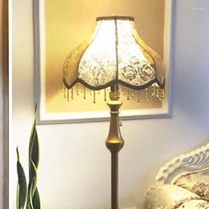 Vloerlampen Zwart Luxe Staande Lamp Nordic Lampenkappen Slaapkamer Woonkamer Hoek Vintage Lampara De Pie Salon Woondecoratie