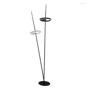 Vloerlampen zwart/whte eenvoudige lampontwerper Nordic Creative Metal Stand Lights Home El Art Decor Lighting Aankomst