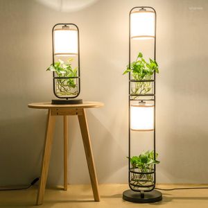 Lampes de sol Lampe de table en fer de style chinois Combinaison de plantes sous la lumière Creative Étude verticale Chambre à coucher Moderne Rétro Art Standar