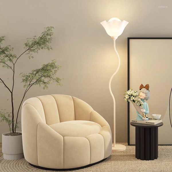 Lampadaires pétale de fleur LED pour salon chambre lampe de chevet étude canapé côté debout lumière décorative lumières ambiantes