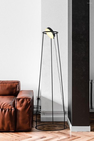 Lampadaires génération lampe contractée salon nordique chambre salle d'exposition acrylique décoratif bureau créatif