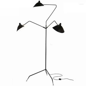 Lampadaires Loft industriel fer minimaliste lampe noire trois bras oscillant pour foyer salle à manger chambre