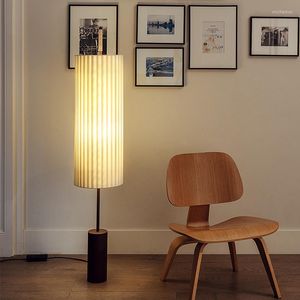 Lampadaires Lampe Style Japonais Salon Canapé Bord Chambre Étude Thé Simple Vintage Ornement Tissu Vertical