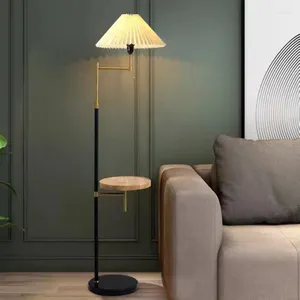 Lampadaires Lampe LED Chambre Salon Simple Moderne Chaud Créatif Chevet À Côté Canapé Tissu Étagère