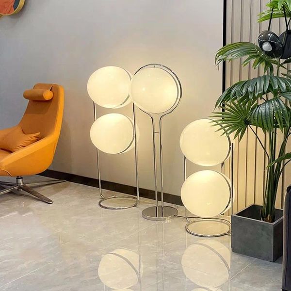 Lámparas de pie Lámpara Sala de estar Sofá Adorno de esquina lateral Decorativo El Blanco Bola de acrílico LED Decoración de arte para el hogar