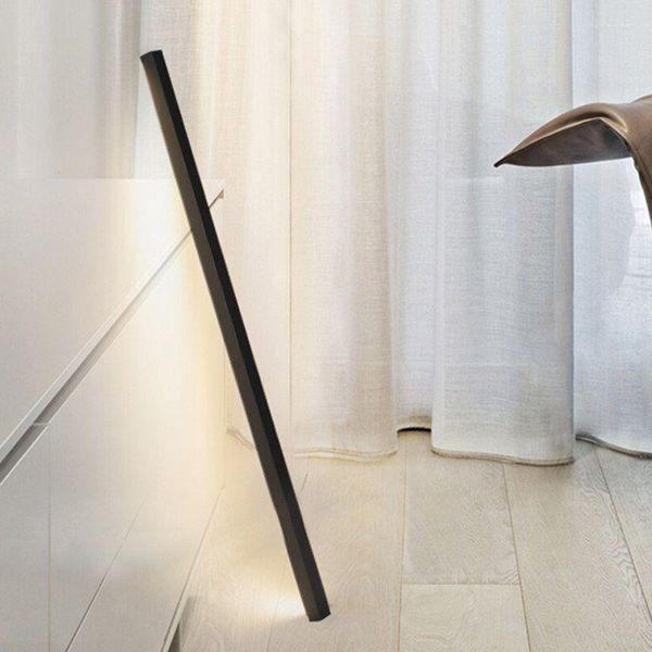 Lámparas de pie, tira larga LED, accesorios de iluminación minimalistas de aluminio negro y dorado para dormitorio, sala de estar, estudio, sofá, luces de esquina