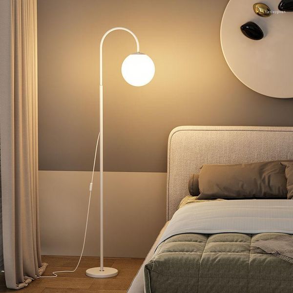 Lámparas de pie Lámpara de lujo Luces LED Decoración para el hogar Iluminación de pie para sala de estar Mesita de noche Decoración Diseño Dormitorio Novedades