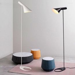 Lampadaires design moderne Arne Jacobsen lampe d'angle pour salon décoration E27 LED debout lumières chambre chevet
