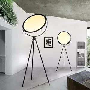 Vloerlampen moderne lamp Italiaans creatief statief zwart en witte hoek verstelbare bedruimte decoratie kunst