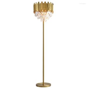 Vloerlampen moderne luxe koperen lamp helder kristal Noordse led staande voor villa tripot el kunst decoratieve verlichting e14 6w 220