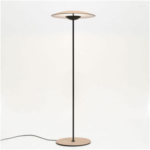 Vloerlampen moderne eenvoudige en modieuze bank studielamp artistieke woonkamer slaapkamer bamboe hoed val