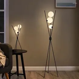 Vloerlampen Noordse zwarte lamp bank woonkamer decoratie licht statief 3d maan schaduw staande decor