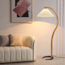 Vloerlampen Nordic Creatieve Natuurlijke Hout Walnoot Geplooide LED Lamp Woonkamer Slaapkamer Studie Leeslamp Indoor Decor Verlichtingsarmatuur